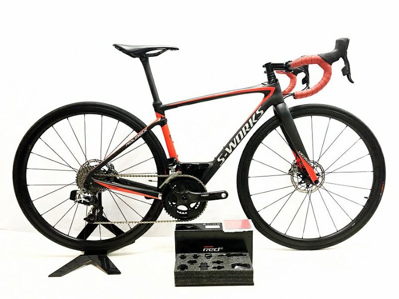 美品 スペシャライズド エスワークス ルーベ S-WORKS ROUBAIX DISC RED e-tap 油圧DISC 2018年  カーボンロードバイク 49サイズ RD/BK