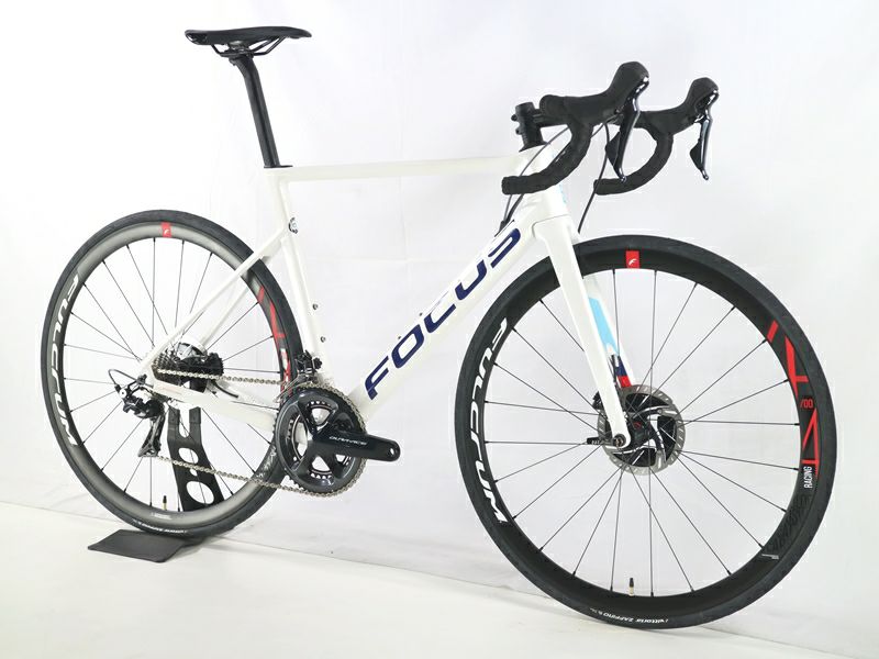 ◇◇ 未使用 フォーカス FOCUS イザルコ マックス ディスク IZALCO MAX DISC 8 DURA-ACE R9100 2020年  カーボン ロードバイク Lサイズ 11速（サイクルパラダイス大阪より配送 ※店頭受取不可）