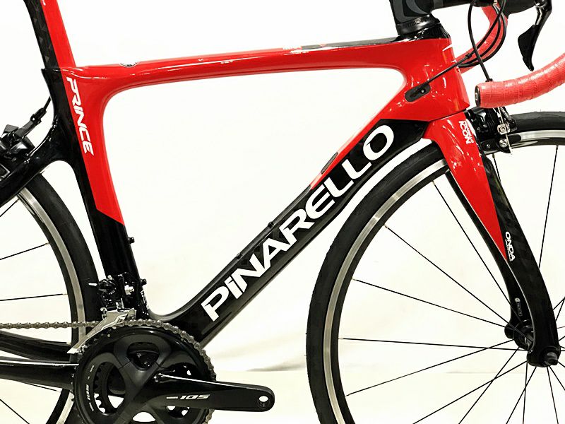 美品 ピナレロ PINARELLO プリンス PRINCE Carbon T700 12K 105 2020年モデル カーボンロードバイク  46.5SLサイズ ブラック/レッド