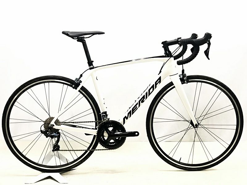 美品 メリダ MERIDA スクルトゥーラ 5000 SCULTURA 5000 ULTEGRA/105 MIX 2019年モデル  カーボンロードバイク 52サイズ ホワイト