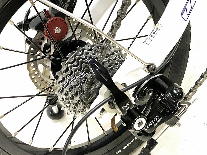 美品 OX BIKES ペコ ポッチ PECO POCCI 外装9段変速フォールディングバイク 折り畳み自転車 14インチ ホワイト/ブラック