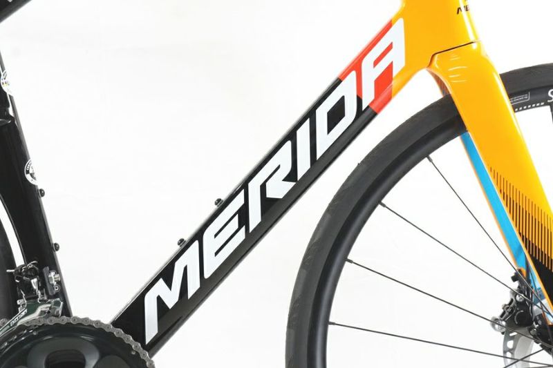 [シューズ付美品]REACTO4000 MERIDA ロードバイク　カーボン メリダ -MERIDA- | ラインナップ | ロードバイク | REACTO 4000
