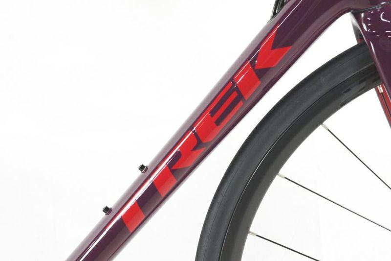 ◇◇トレック TREK エモンダ EMONDA SL5 DISC 105 R7000 2020年モデル カーボン ロードバイク 56サイズ 11速  油圧式ディスクブレーキ（サイクルパラダイス大阪より配送）