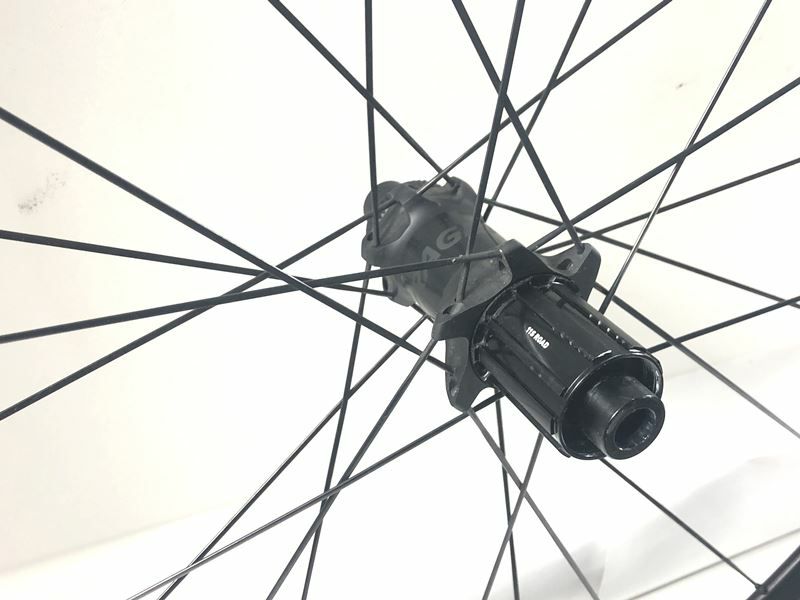 ボントレガー BONTRAGER アイオロスXXX4ディスク AEOLUS XXX4 DISC ホイールセット シマノフリー11速 クリンチャー