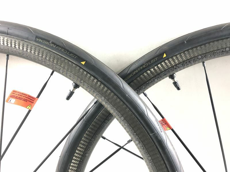 未使用品 マビック MAVIC KSYRIUM PRO CARBON SL UST ツールドフランスエディション ホイールセット シマノフリー11速