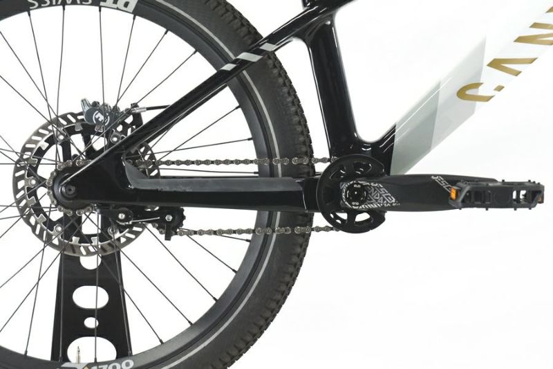 ◇◇訳アリ キャニオン CANYON スティッチCFRトライアル Stitched CFR Trial 2022年モデル カーボン  ダートジャンプバイク Mサイズ SS MTB（サイクルパラダイス大阪より配送）