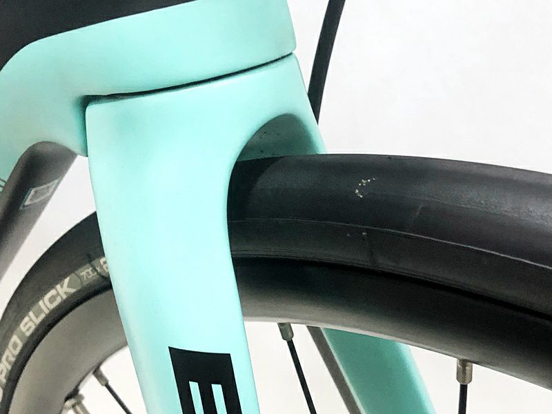 当サイト限定 完成車 BIG SALE】ビアンキ BIANCHI オルトレ XR3