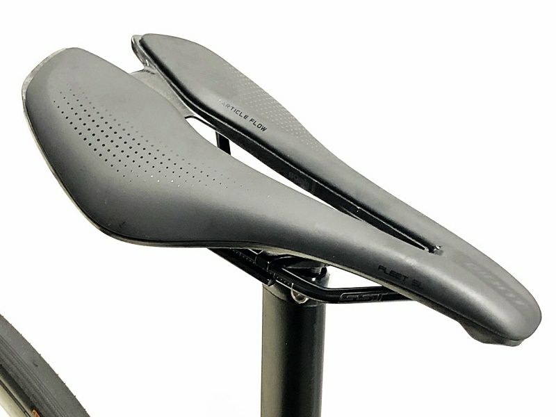 プライスダウン開始】GIANT TCR ADVANCED PRO 1 DISC 12速 105 電動Di2