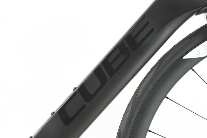 ◇◇未使用 キューブ CUBE ライトニング LITENING C:68X PRO 2020-21年