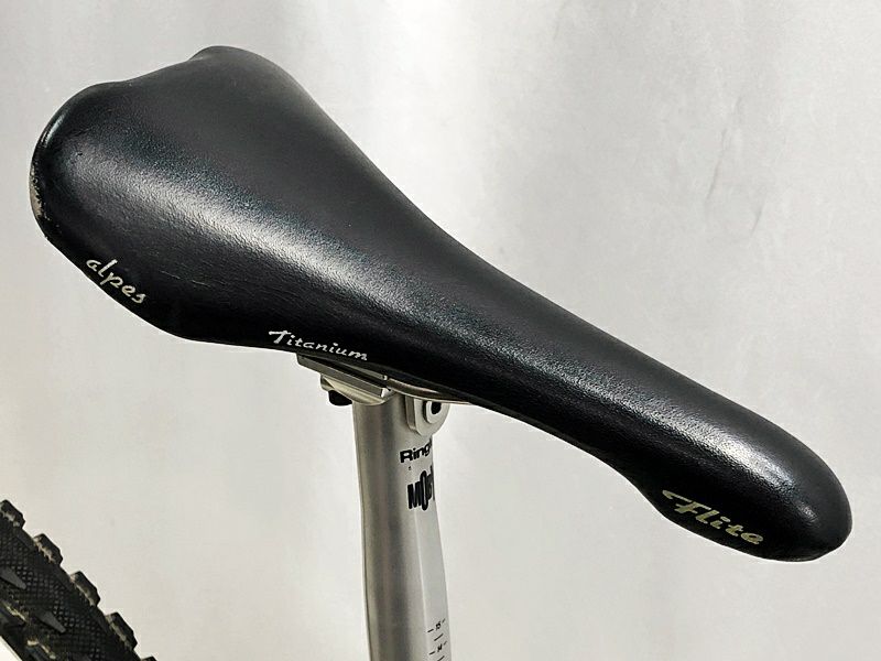 当サイト限定 完成車 BIG SALE】○希少 ジャンク アンプリサーチ