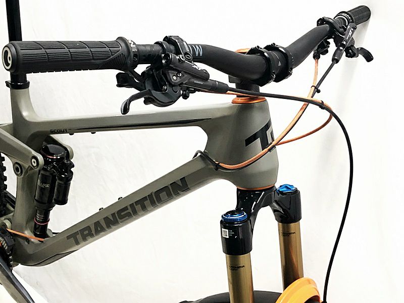 ●TRANSITION BIKES スカウト SCOUT CARBON 2020年11月購入車体 フルサス 27.5 カーボン マウンテンバイク  Mサイズ オリーブグリーン