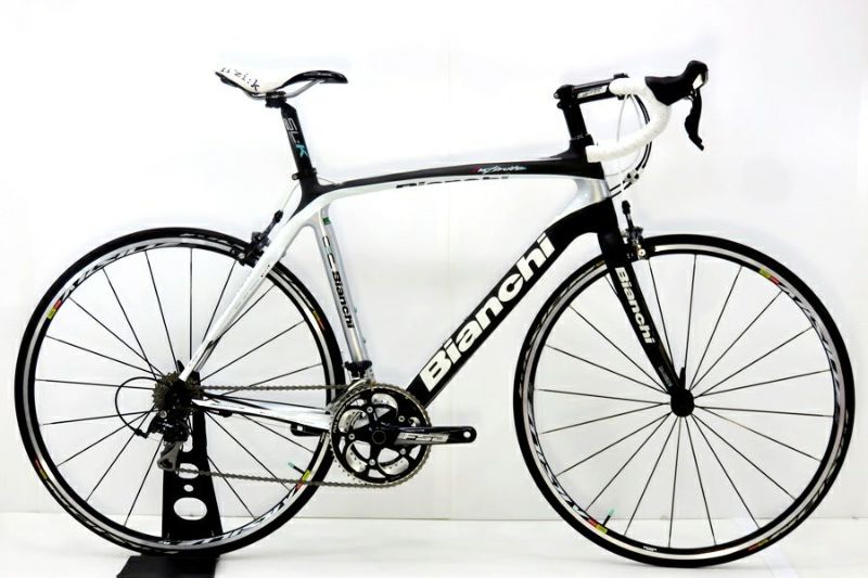 ビアンキ BIANCHI インフィニート INFINITO 105 2013年モデル カーボン ロードバイク 570インチ 2×10速  ブラック（サイクルパラダイス山口より配送)