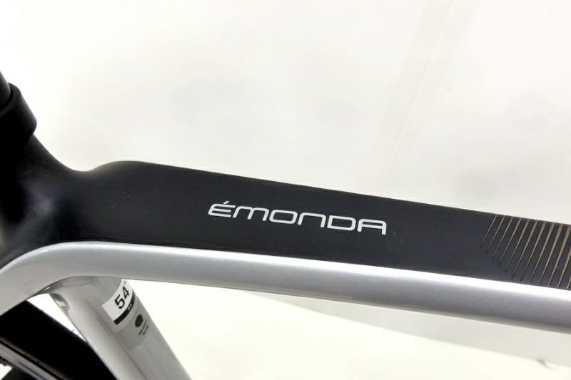 トレック TREK エモンダ EMONDA SL5 DISC カスタム 2022年モデル カーボン ロードバイク 54サイズ 2×11速  シルバー（サイクルパラダイス山口より配送)