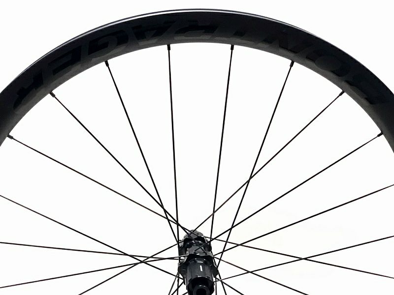 プライスダウン開始】ボントレガー BONTRAGER アイオロス プロ AEOLUS PRO 37 リアのみ シマノフリー 11速  DISC（センターロック） カーボン【お買い得SALE】