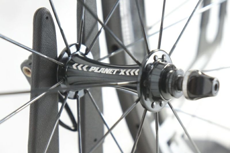 ◇◇訳アリ プラネット PLANET X グル GURU カーボン チューブラー TU ホイール セット シマノフリー 11速 100/130mm  QR 700C ロードバイク（サイクルパラダイス大阪より配送）