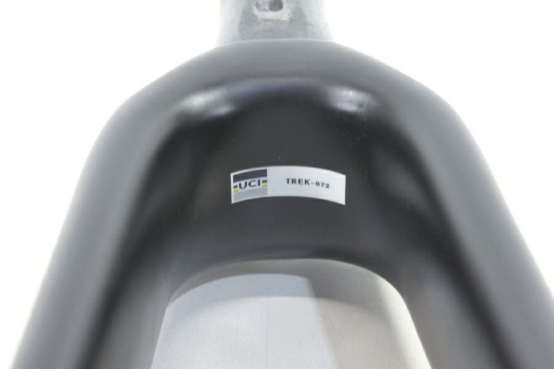 TREK DOMANE フロントフォーク いま一番売れているエントリーロード! TREK DOMANE AL2 DISC! 新