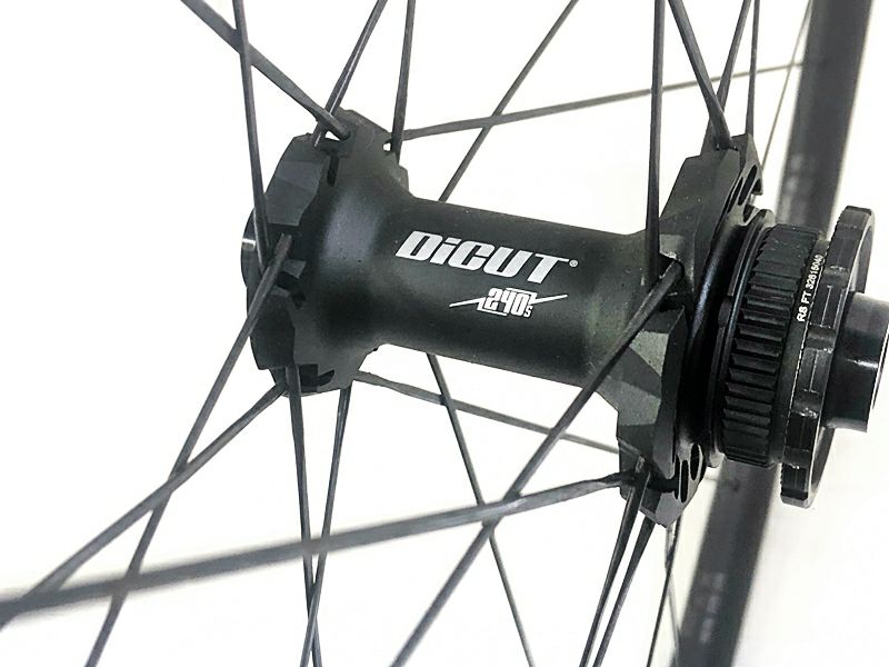 DTスイス DT SWISS PR 1400 ダイカット DB PR 1400 DICUT DB ホイール