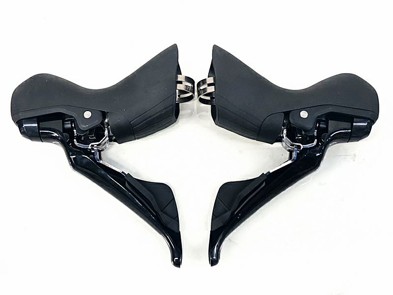 超美品 シマノ SHIMANO 105 ST-R7020 2×11s 左右セット 油圧DISC