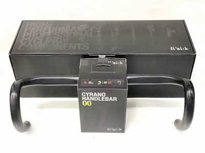 JA702 フィジーク FIZIK CYRANO 00 BULL カーボン ドロップ