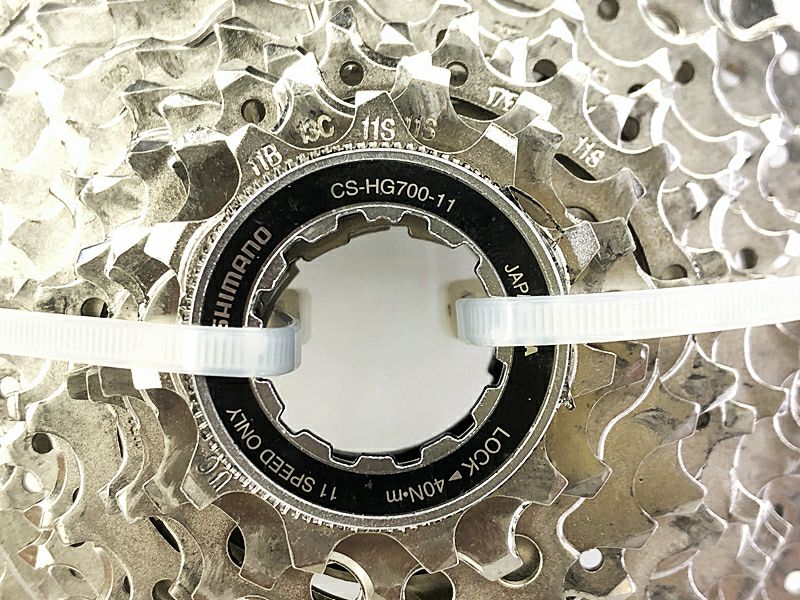 美品 シマノ SHIMANO CS-HG700-11 11-34T 11速 スプロケット 〇