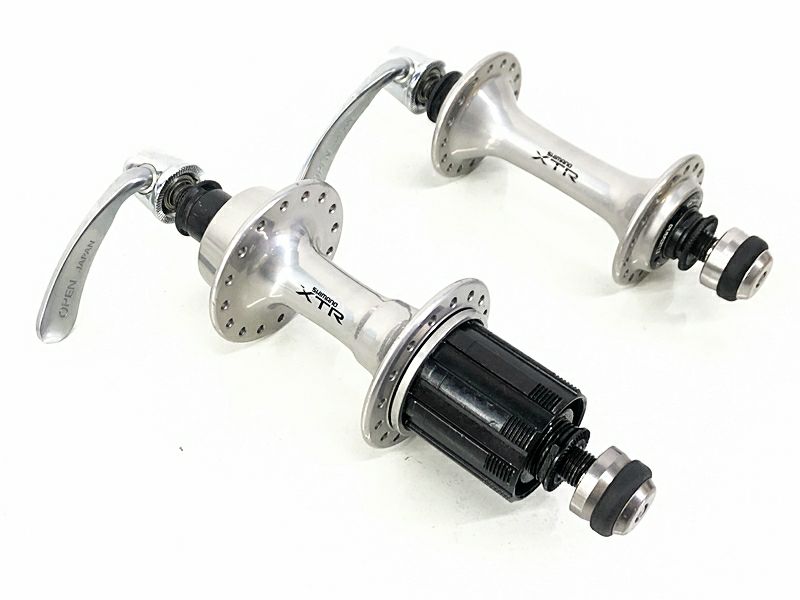 HB-M900 Fハブ XTR 32H Shimano XTR M900 1st Gen Hubset: 32H x 135mm - 8 Speed - HB