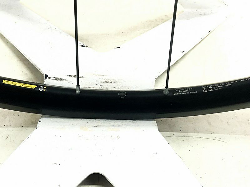 MAVIC ホイールカバー 2個セット 黒 41aRPl1djvL._UF350,350_QL50_.jpg