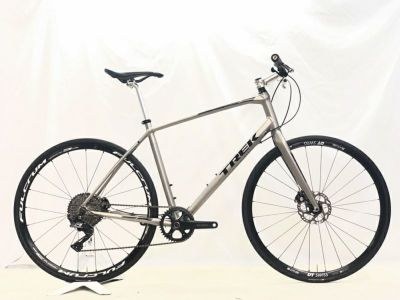 格安 美品 TREK FX7.3 トレック クロスバイク スポーツバイク