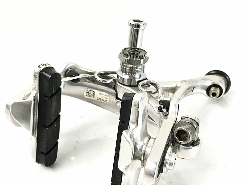 カンパニョーロ　コーラス　ブレーキキャリパー　前後セット CAMPAGNOLO 「カンパニョーロ」 CHORUS キャリパーブレーキ