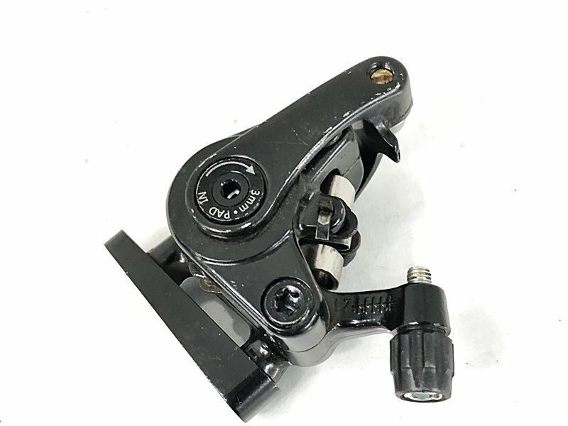テクトロ製　機械式ブレーキ（MD-C550）ロードバイク用 TEKTRO* MD-C550 flat mount disc brake (black) - BLUE LUG