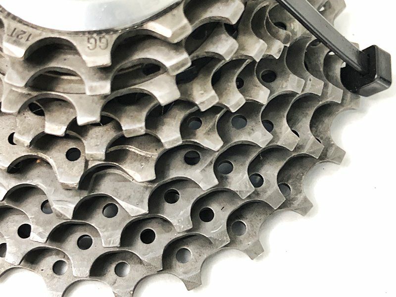 シマノDURAAceデュラエース　スプロケット10S 11-25 CS-7900 Amazon | SHIMANO (シマノ) DURA ACE CS-7900 カセット