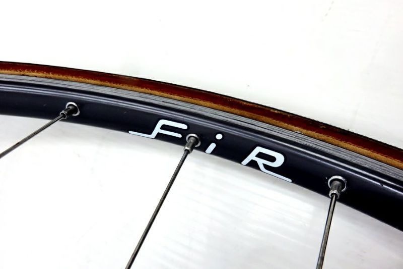 シマノ SHIMANO HB-7700 / FIR ホイールセットアルミ 700C 8-9速