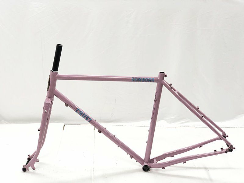 CRUST　BIKES BOMBORA　2024年製美品 CRUST BIKES BOMBORA 2024年製美品 CRUST BIKES BOMBORA 2024年