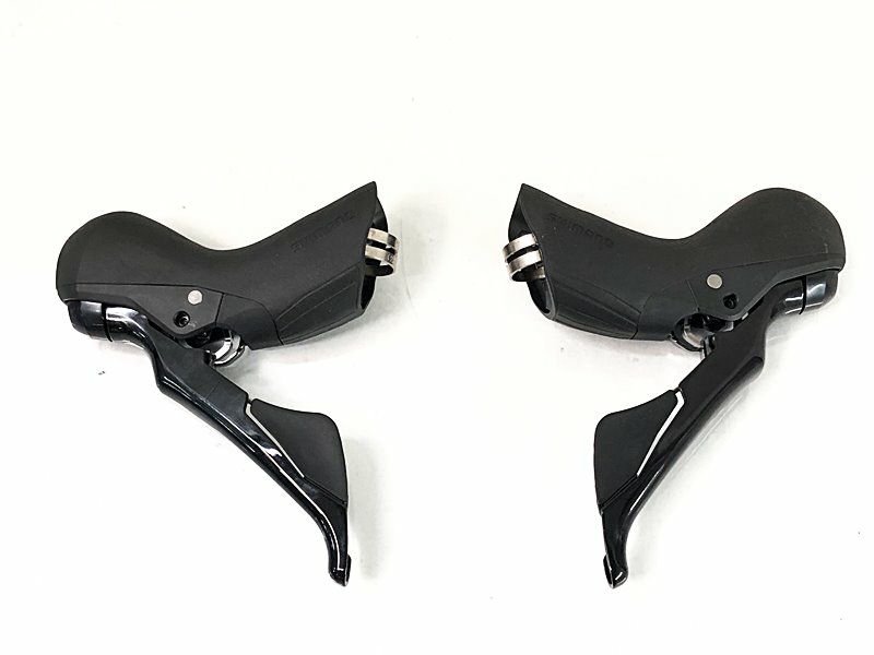 未使用品　SHIMANO 105 ST-R7020油圧 STI 2x11S 未使用品 シマノ SHIMANO 105 ST-R7020 油圧DISC 変速レバー
