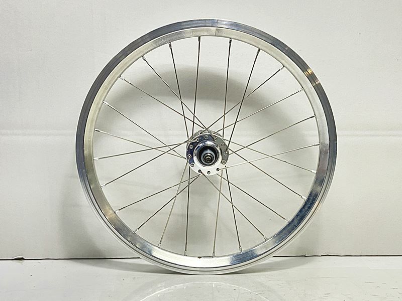 ロード・バイク/メーカー不明700cクリンチャー130mm/10mm【8s】FRホイール美中古 Amazon.co.jp: 40mmリム18/21穴700Cロードバイクホイールセット