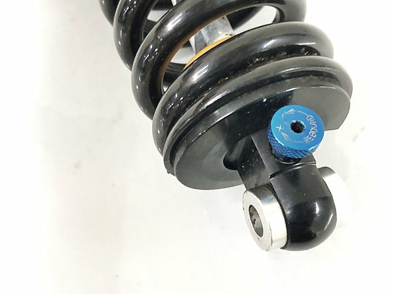 マニトゥ MANITOU リアサスペンション METEL PLATFORM PLUS