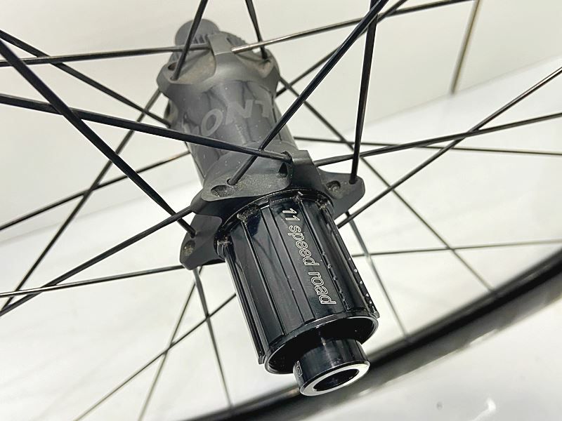 ボントレガー BONTRAGER アイオロス AEOLUS XXX 4 ホイール