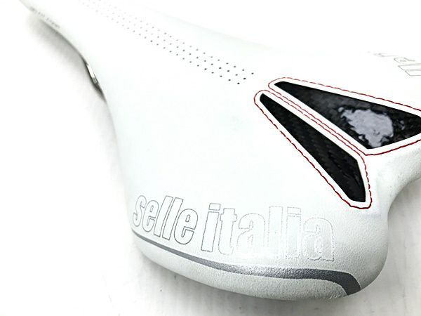 セライタリア SLR サドル チタンレール Amazon | SELLE ITALIA(セライタリア) SLR Titanium BLK/RED ブラック