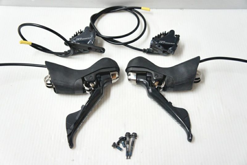 ▽▽シマノ SHIMANO アルテグラ ULTEGRA ST-R8020 BR-R8070 油圧