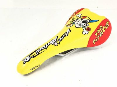 未使用品 セライタリア SELLE ITALIA フライト パンターニレプリカ