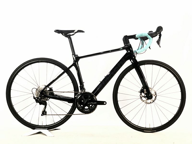 ほぼ新品 Bianchi ロードバイク 105/Tiagra Disc Bianchi Oltre - 105 Di2 12sp Compact Disc brake - Bianchi.com