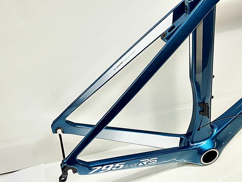 LOOK795 BLADERS カーボンシートポスト 当サイト限定 完成車 ホイール フレーム BIG SALE】未使用品 ルック