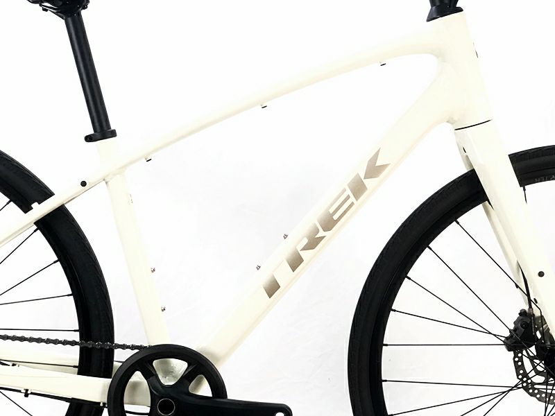 希少XLサイズ Trek FX3 クロスバイク 700C ホワイト 希少XLサイズ Trek