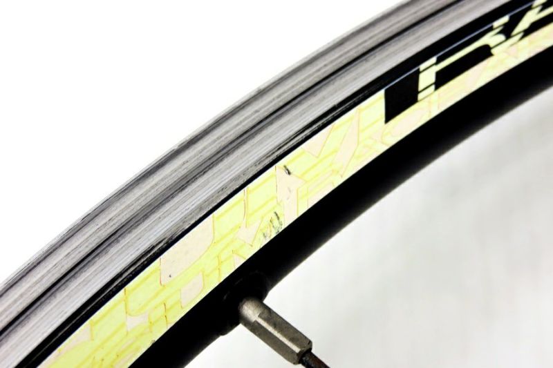Mavic Aksium Raceホイールセット（700C／リムブレーキ/前後） マビック MAVIC アクシウムレース AKSIUM RACE ホイール前後