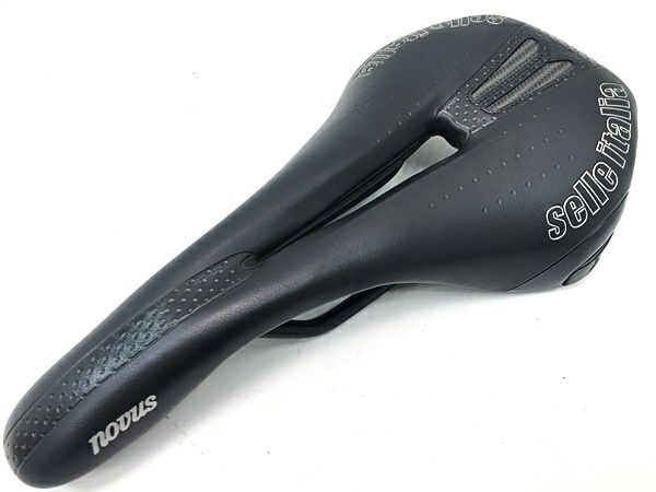セライタリア　サドル　NOVUS セライタリア サドル NOVUS BOOST EVO GRAVEL TM SUPERFLOW
