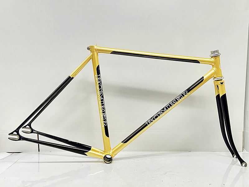 Bomber Pro ピストフレーム 深遠のBomber Pro」その① | ブローチャーズ - BROTURES ONLINE