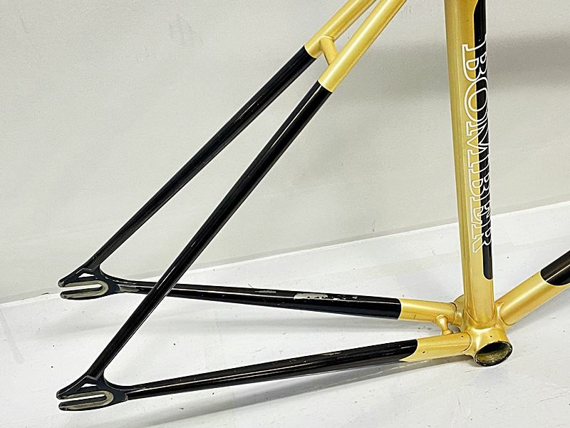 公道走行不可】 ボンバープロ BOMBER PRO トラック ピスト NJS