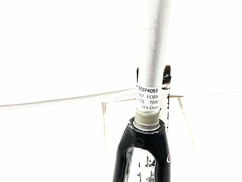 TRIGON RC05 カーボンフォーク 700C Amazon.co.jp: カーボン リジッドフォーク 700c ロードバイク用