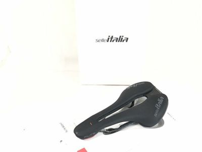 美品 カンパニョーロ CAMPAGNOLO カーボン ボトルケージ 2個セット
