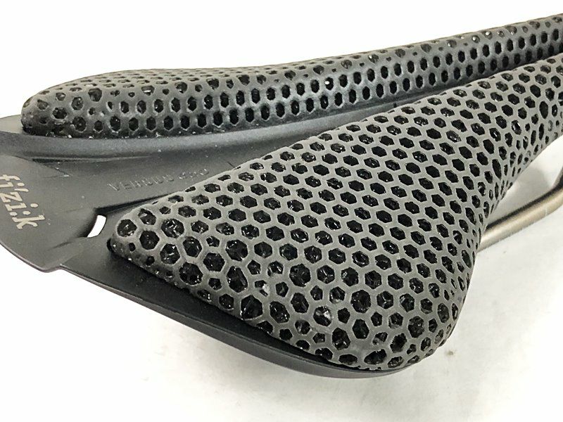 フィジーク ANTARESVERSUS EVO ADAPTIVE サドルバック付 FIZIK* antares versus evo R3 adaptive saddle - BLUE LUG