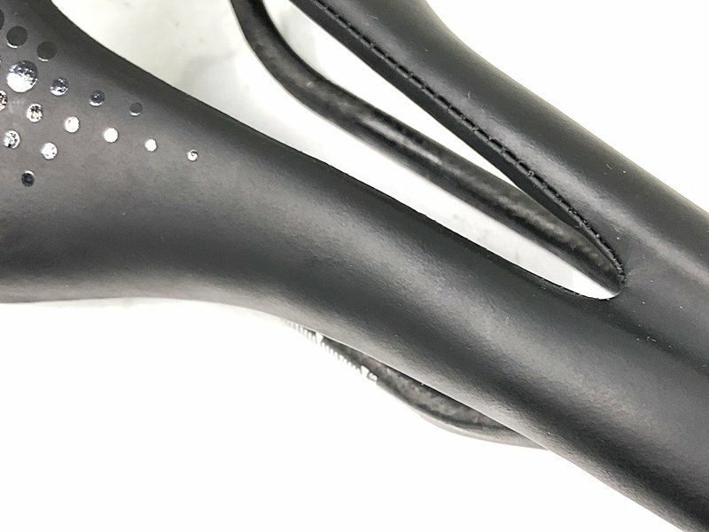 ヨーレオ カーボンサドル　119g YOELEO CL MAX 超軽量カーボンサドル – Yoeleo Japan
